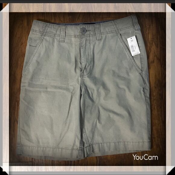 Cremieux Premium Denim Shorts Color Light Gray Size: 32 - Picture 1 of 5
